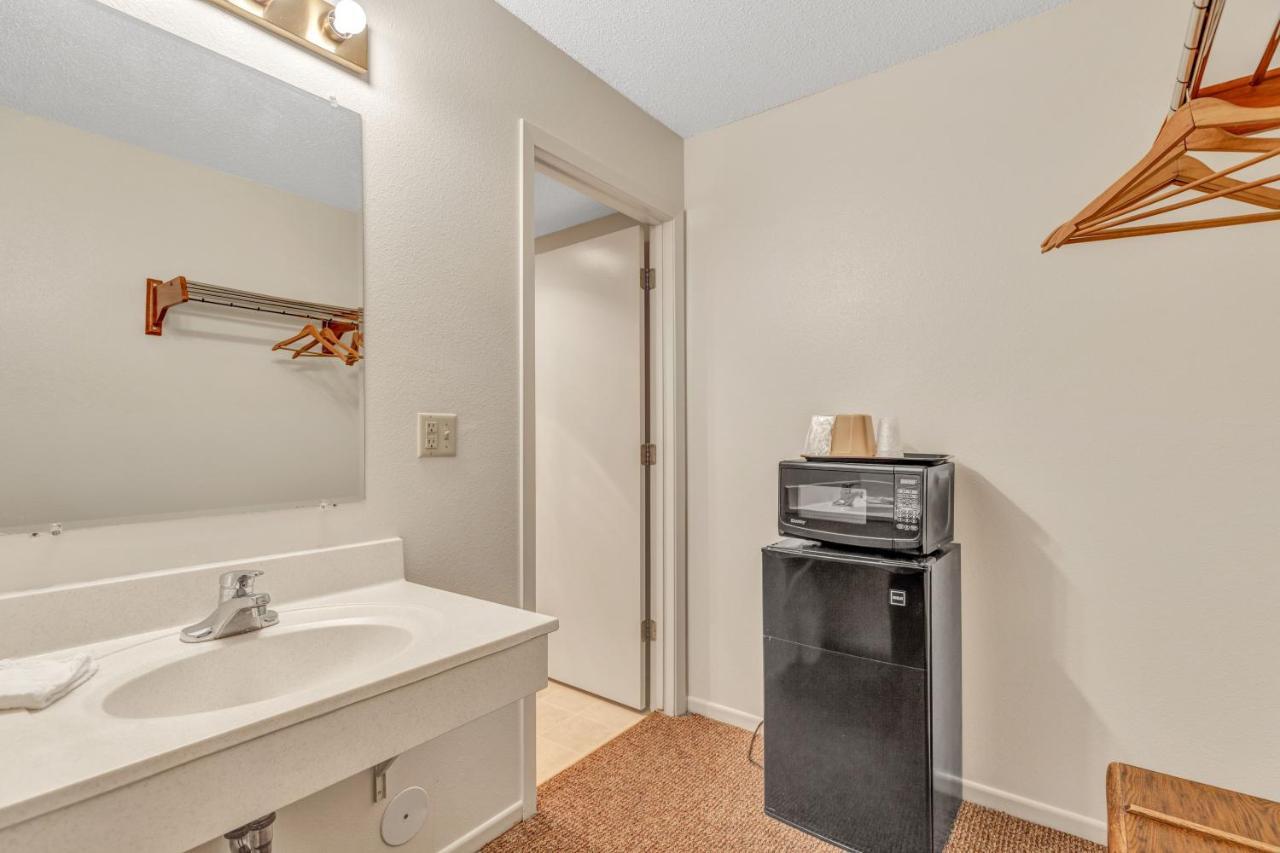 Gold Star Motel Rapid City Bagian luar foto