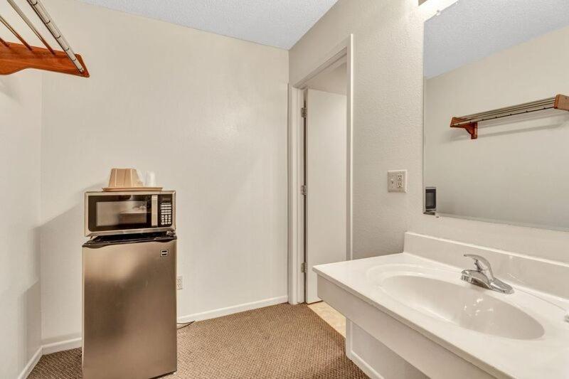 Gold Star Motel Rapid City Bagian luar foto